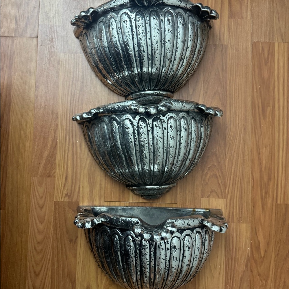 Silver Scalloped Sconce